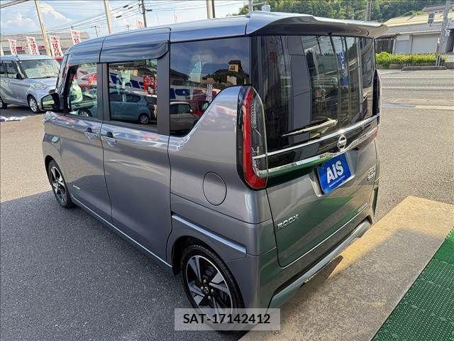 Nissan ROOX 2022-08 8661344-2