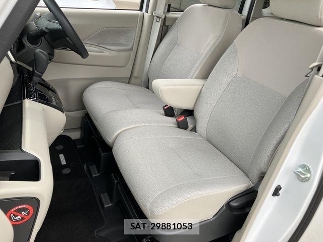 Nissan ROOX 2024-05 8661341-12
