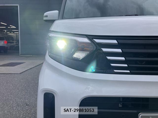 Nissan ROOX 2024-05 8661341-26