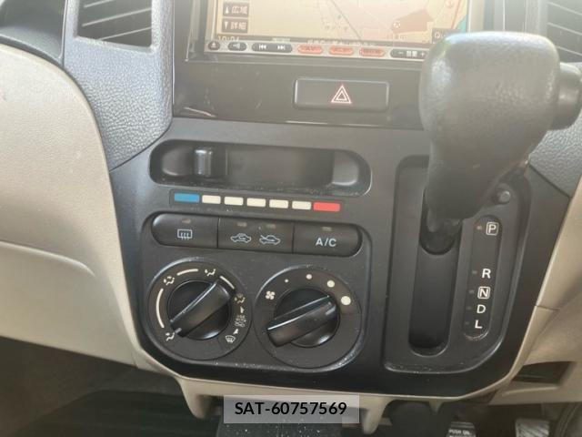 Nissan ROOX 2010-03 8661355-15