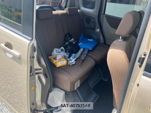 Nissan ROOX 2010-03 8661355-18