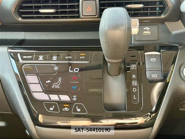 Nissan ROOX 2021-06 8666845-7