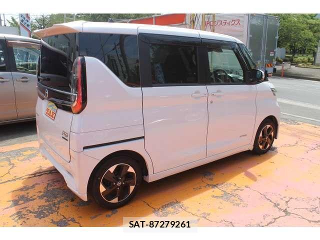 Nissan ROOX 2022-05 8661345-13