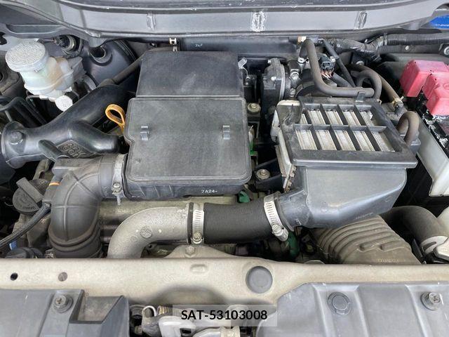 Nissan ROOX 2012-02 8666850-16
