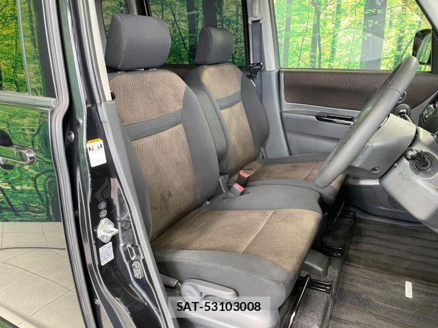 Nissan ROOX 2012-02 8666850-7