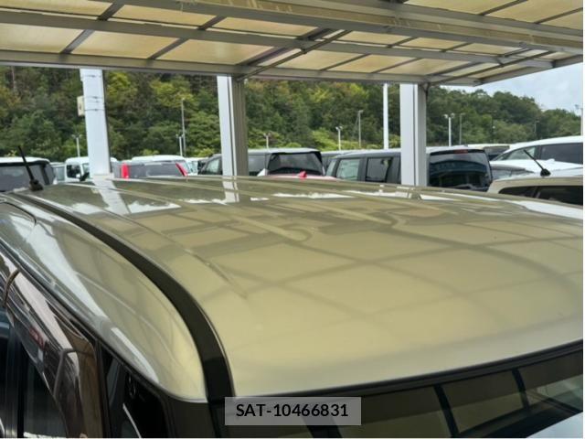 Nissan ROOX 2010-04 8661356-3