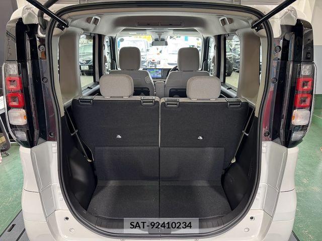 Nissan ROOX 2025-12 8661330-12