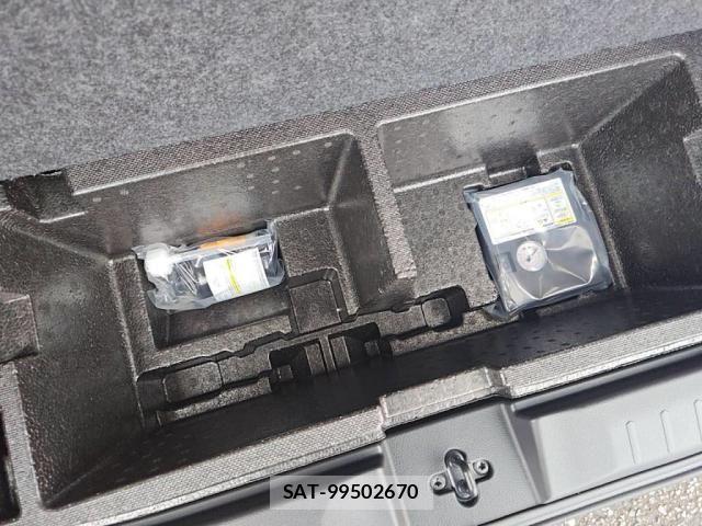 Nissan ROOX 2025-08 8666843-29