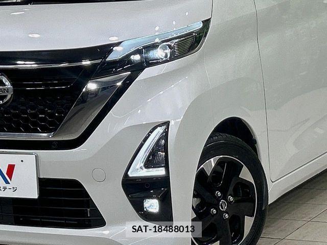 Nissan ROOX 2022-06 8666844-11