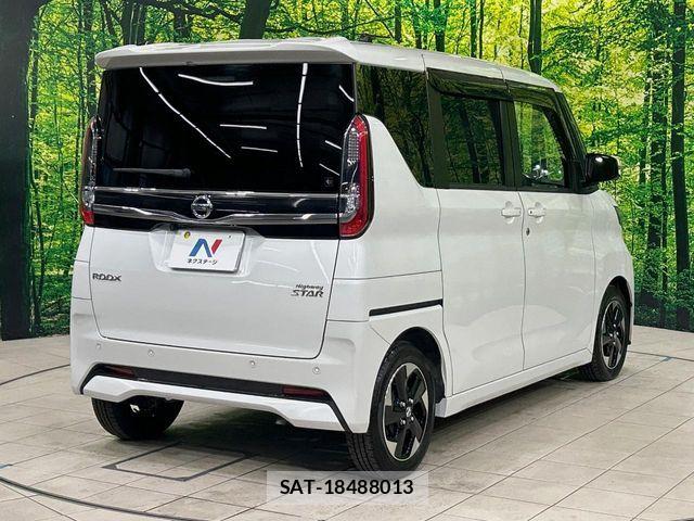 Nissan ROOX 2022-06 8666844-16