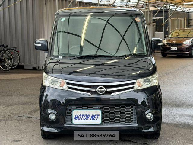 Nissan ROOX 2012-02 8661350-15