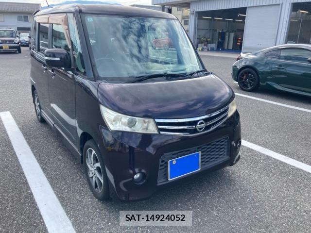 Nissan ROOX 2010-05 8686477-0