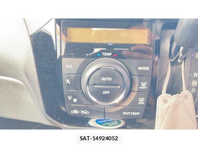 Nissan ROOX 2010-05 8686477-19