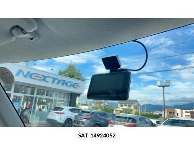 Nissan ROOX 2010-05 8686477-20
