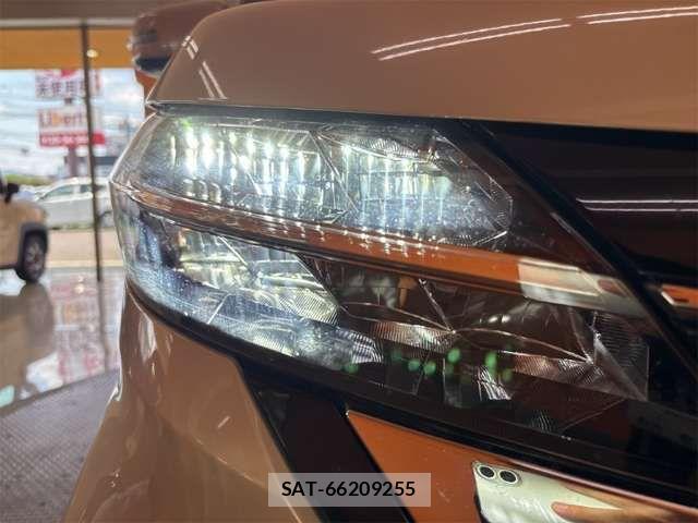 Nissan ROOX 2023-01 8686468-12