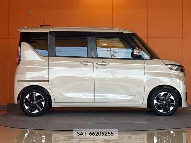 Nissan ROOX 2023-01 8686468-17