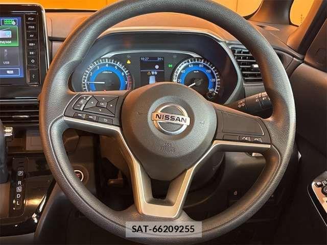Nissan ROOX 2023-01 8686468-5