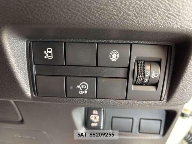 Nissan ROOX 2023-01 8686468-6