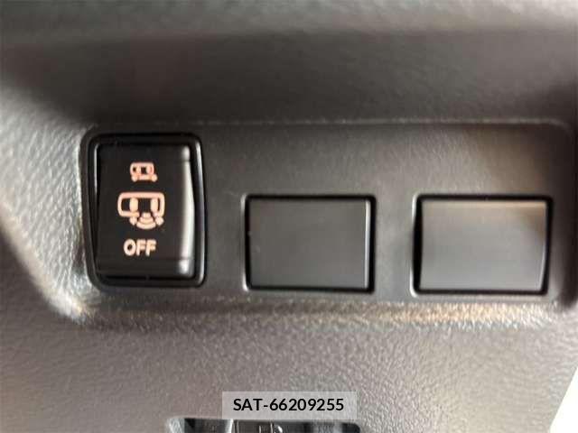 Nissan ROOX 2023-01 8686468-8