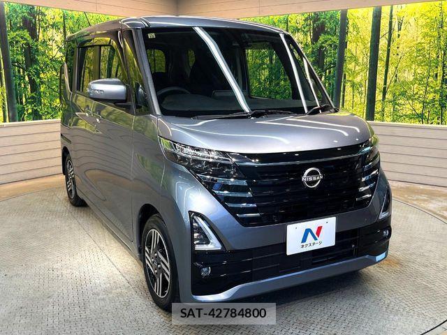 Nissan ROOX 2023-10 8686469-15
