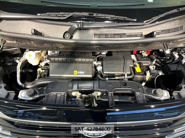 Nissan ROOX 2023-10 8686469-17