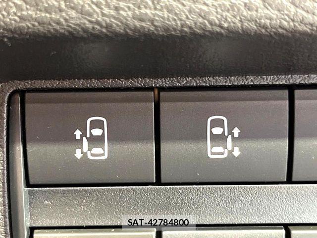 Nissan ROOX 2023-10 8686469-4
