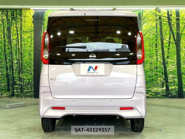 Nissan ROOX 2025-06 8686472-14