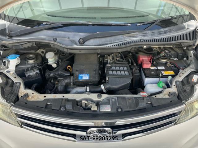 Nissan ROOX 2012-07 8686476-17