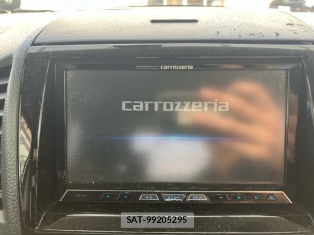 Nissan ROOX 2012-07 8686476-22
