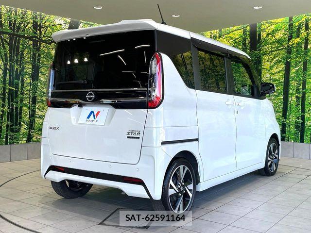 Nissan ROOX 2024-04 8745610-17