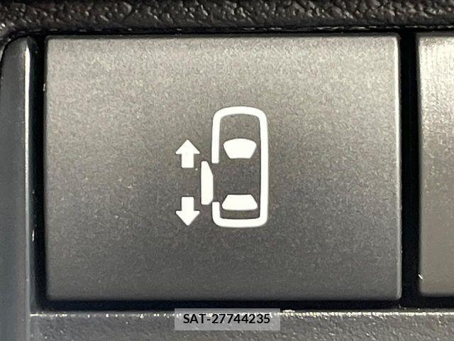 Nissan ROOX 2021-09 8745618-2