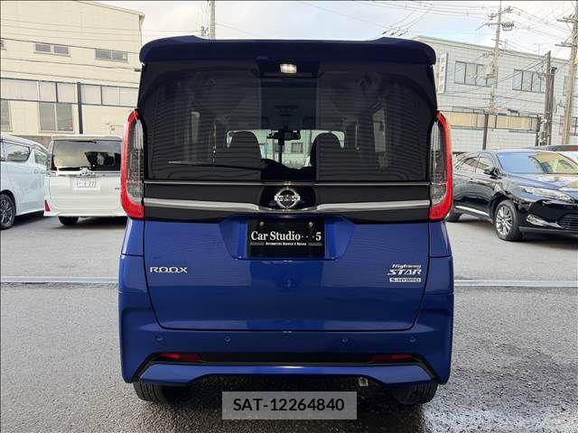 Nissan ROOX 2020-10 8745623-4