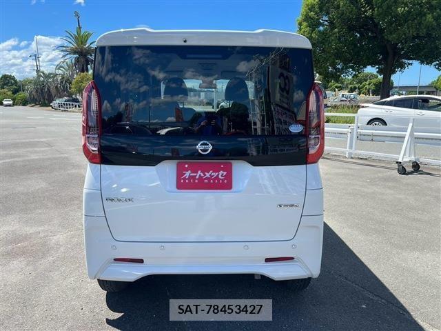 Nissan ROOX 2022-03 8745633-6
