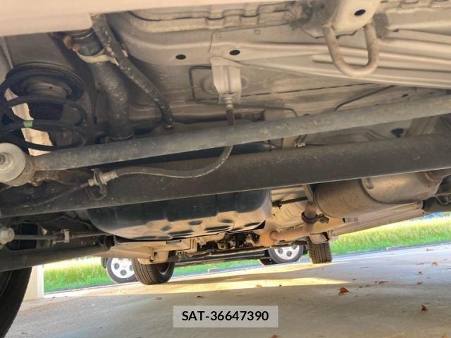 Nissan ROOX 2012-05 8745639-11