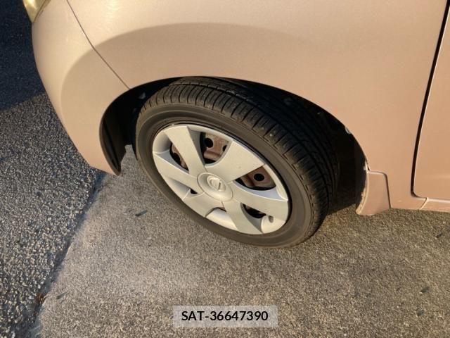 Nissan ROOX 2012-05 8745639-13