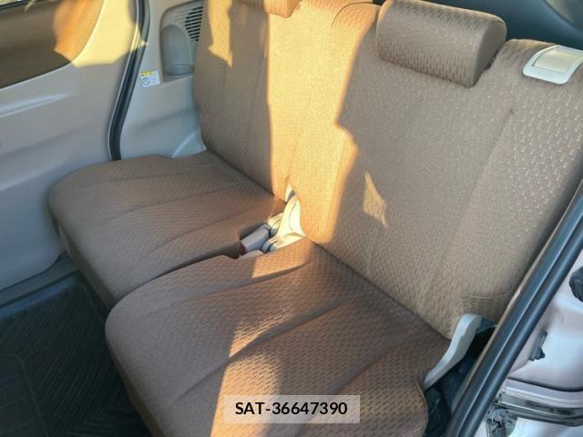 Nissan ROOX 2012-05 8745639-16