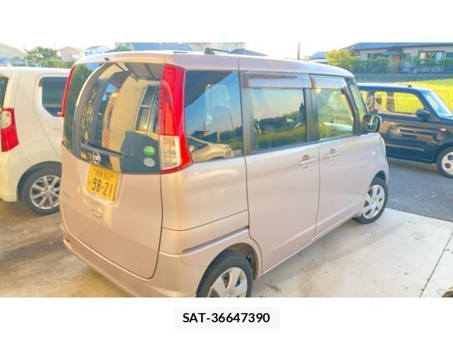 Nissan ROOX 2012-05 8745639-1