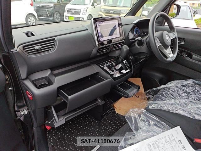 Nissan ROOX 2023-08 8745615-21