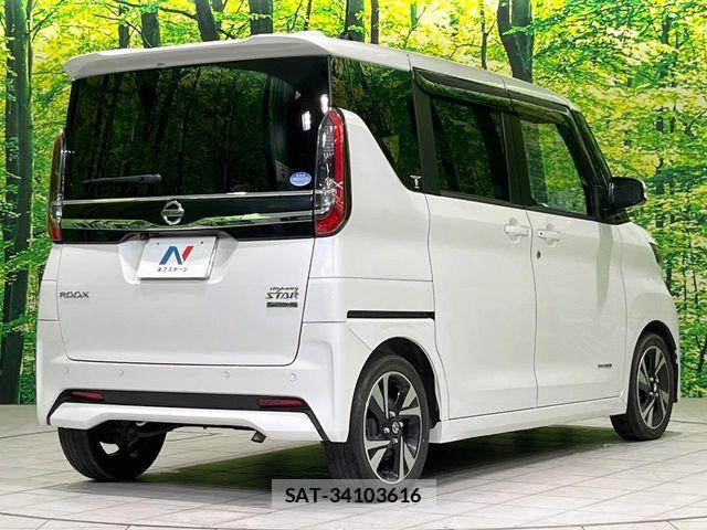 Nissan ROOX 2021-11 8745613-16