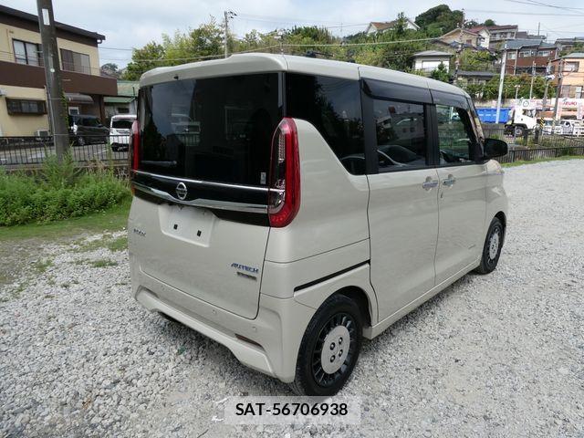 Nissan ROOX 2022-06 8745627-4