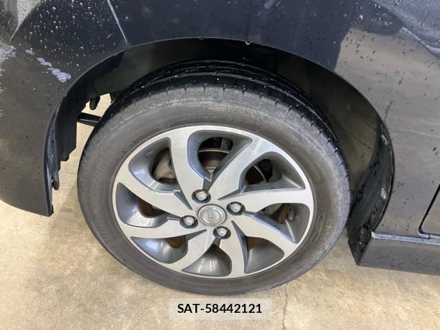 Nissan ROOX 2011-10 8745637-10