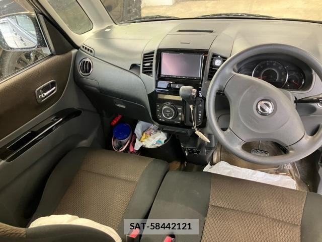 Nissan ROOX 2011-10 8745637-15