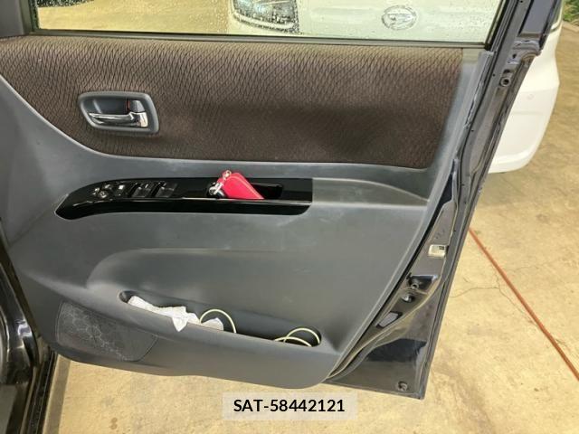 Nissan ROOX 2011-10 8745637-16