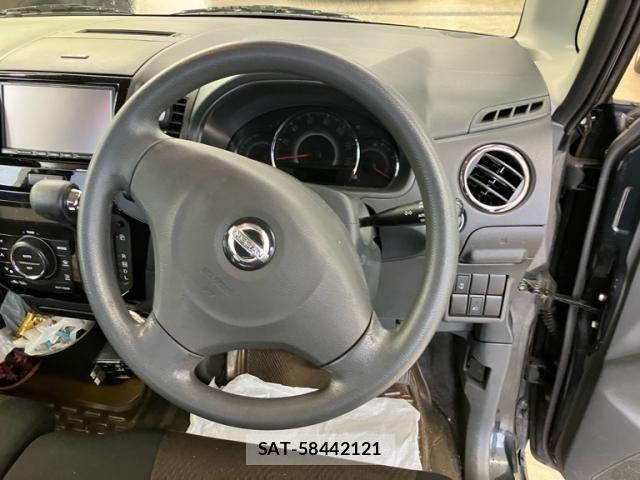 Nissan ROOX 2011-10 8745637-17
