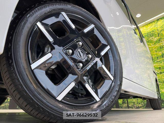 Nissan ROOX 2025-11 8745608-12