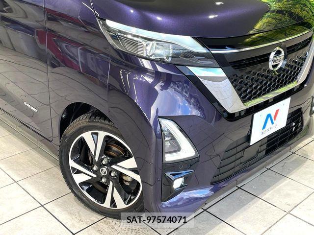 Nissan ROOX 2020-03 8745621-11