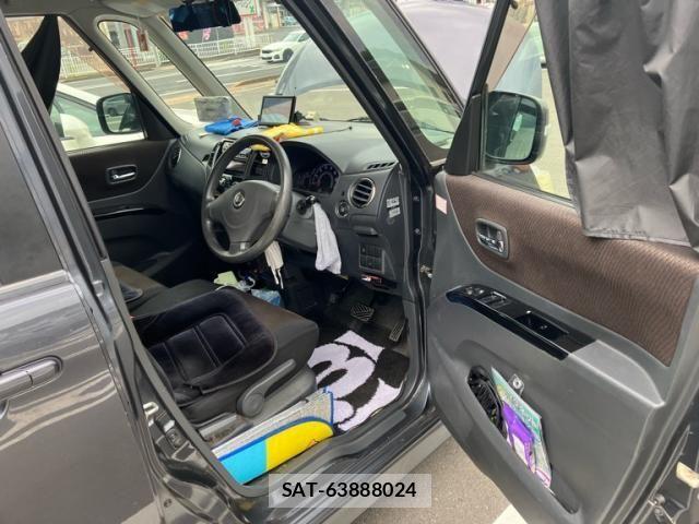 Nissan ROOX 2009-12 8781894-13
