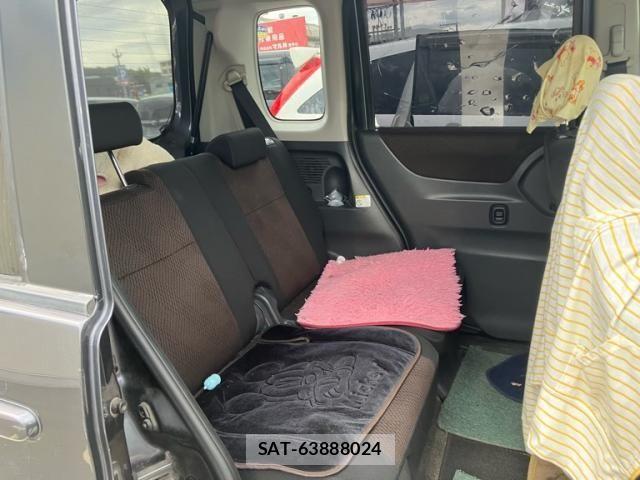 Nissan ROOX 2009-12 8781894-16