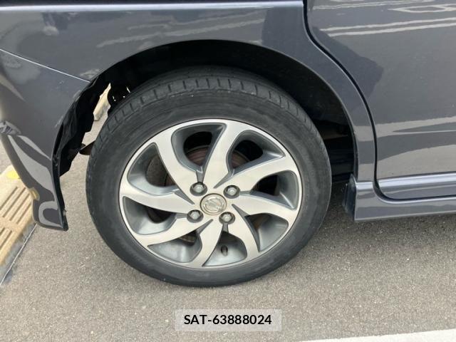 Nissan ROOX 2009-12 8781894-6