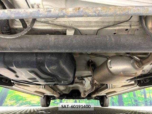 Nissan ROOX 2012-07 8781890-17